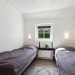 Lovely Home In Ulfborg With Sauna * 乌尔夫堡