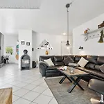 Lovely Home In Ulfborg With Sauna 乌尔夫堡