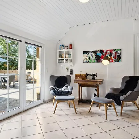 Дом отдыха In With Sauna *