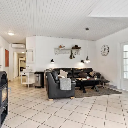 度假居 Lovely Home In Ulfborg With Sauna